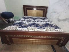 Kind Bed Without Mattress