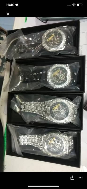 mechanical Premium Mens watch quoted with diamonds 2