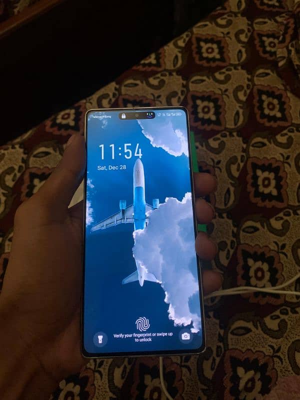 Infinix note 40 16/256 3