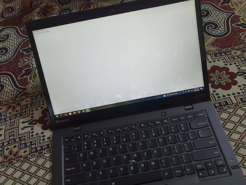 Lenovo x1 Carbon i7 17