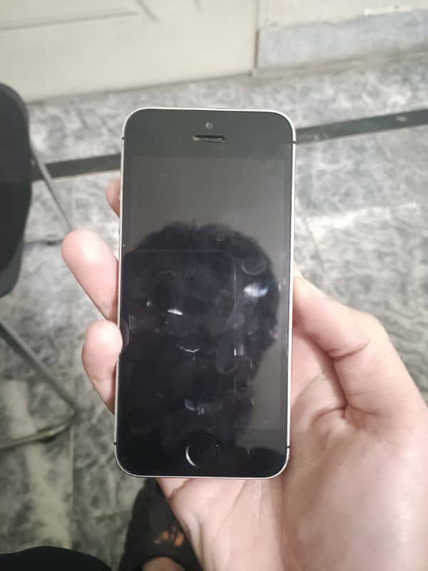 Iphone 5s 16gb non pta 10/10 condition 0