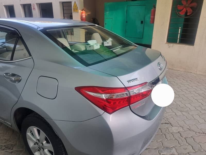 Toyota Corolla Altis 2015 3