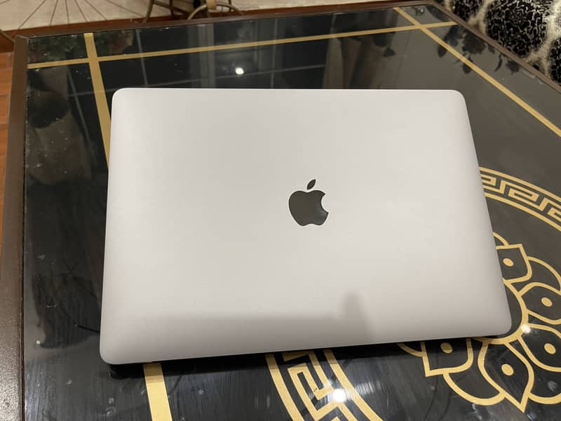 Apple Laptop Macbook Air 2019, Core i5, 256GB SSD, 8GB Ram 7