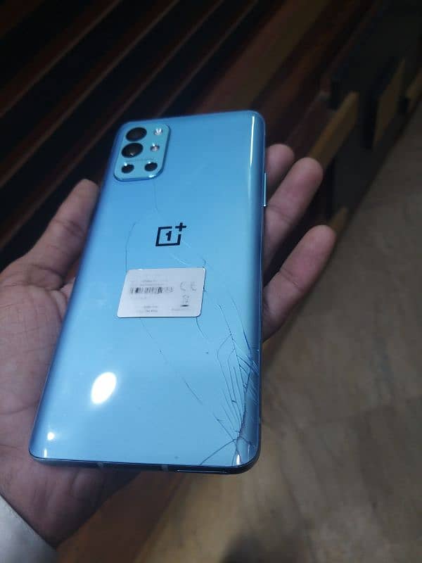 OnePlus 9R 12+256GB (PTA approved) 1