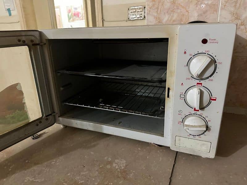 Electric Oven 2