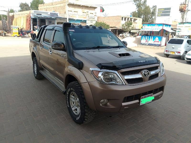 Toyota Hilux 2005 1