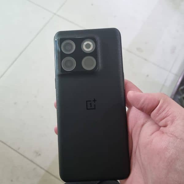 OnePlus 10t 5G 1