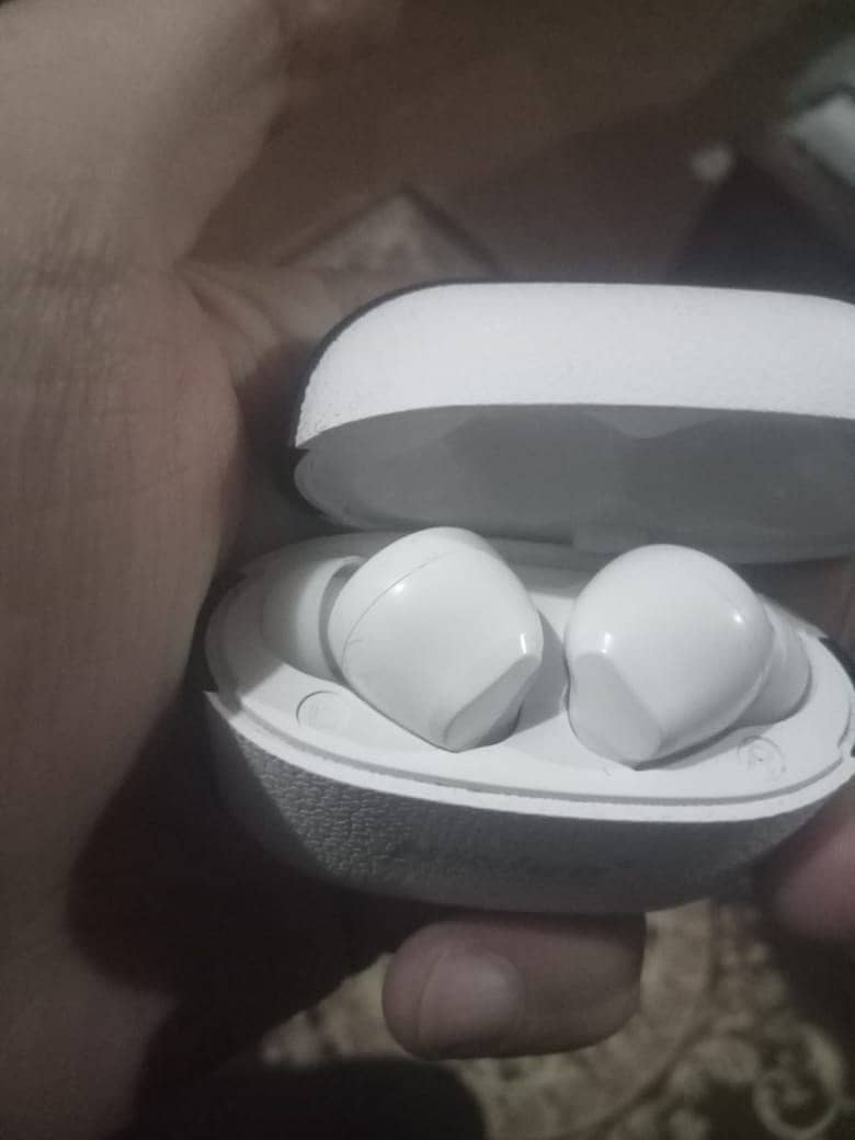 airpods 5