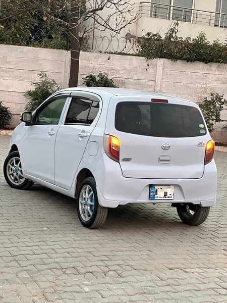 Daihatsu Mira 2013 1