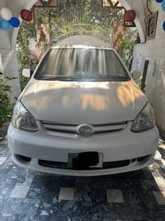 Toyota Platz 2003 urgent sale