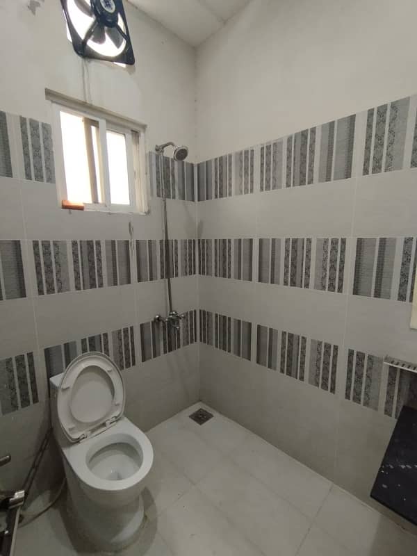 5 Marla upper portion for rent in dream avenue Lahore 2