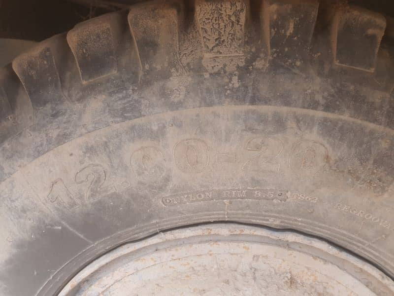 Trali Tyre 4