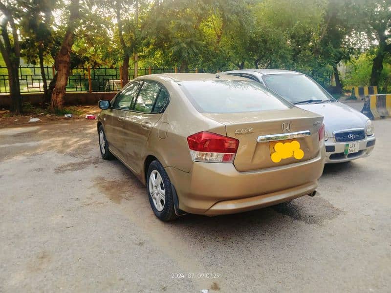 Honda City IVTEC 2011 Automatic (Vitz Passo Cultus GLI XLI alto) 2