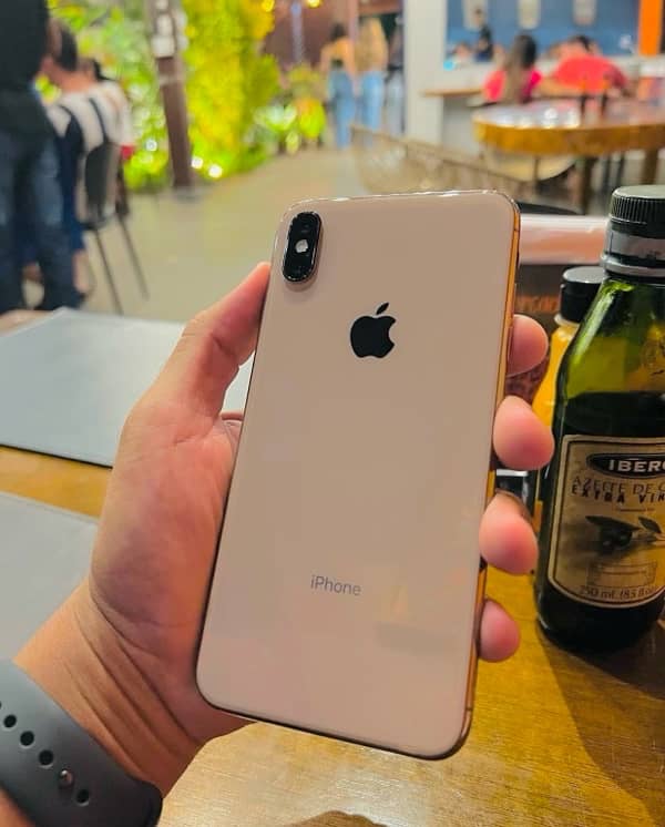 IPHONE XS MAX GOLD 64GB 0