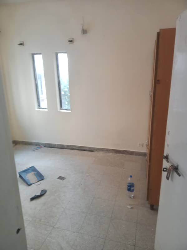 E typ Ground floor flat for rent in G-11 3 PHA 2