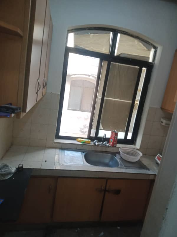 E typ Ground floor flat for rent in G-11 3 PHA 4