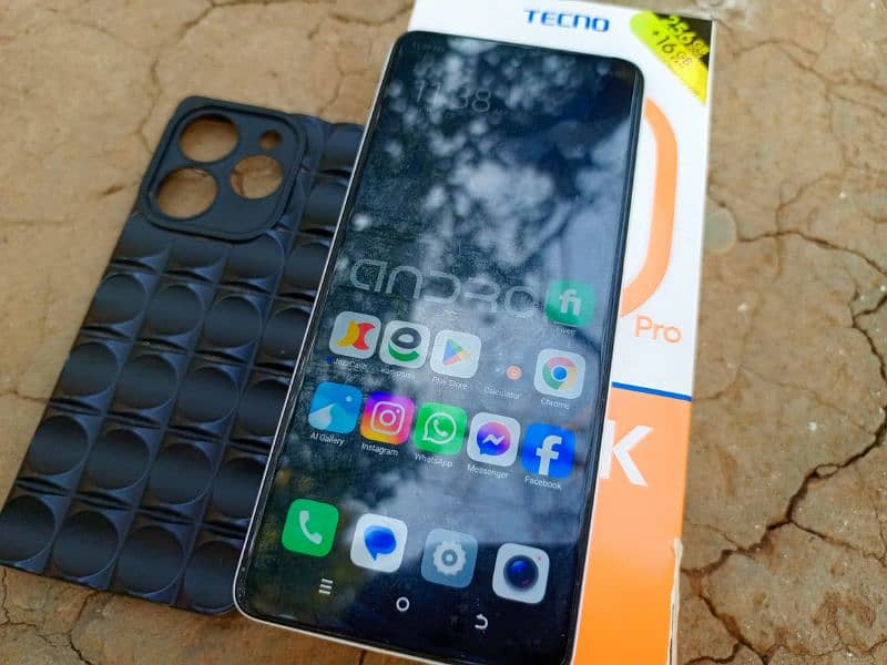 Tecno Spark 10 Pro 256GB/16GB. Price Final & No Exchange 1