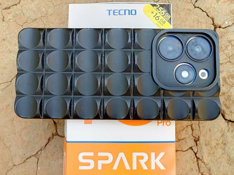 Tecno Spark 10 Pro 256GB/16GB. Price Final & No Exchange 2