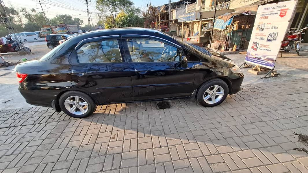 Honda City IDSI 2004 1