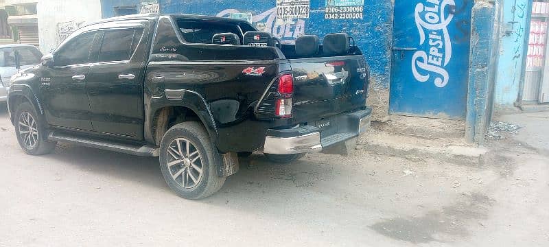 Toyota Hilux 2018 4