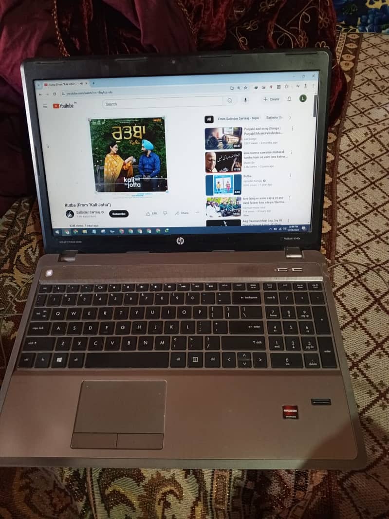 hp laptop urgent sell  26,000 1