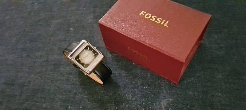 Fossil Square tank shape gents wrist watch 100% original with Box 10