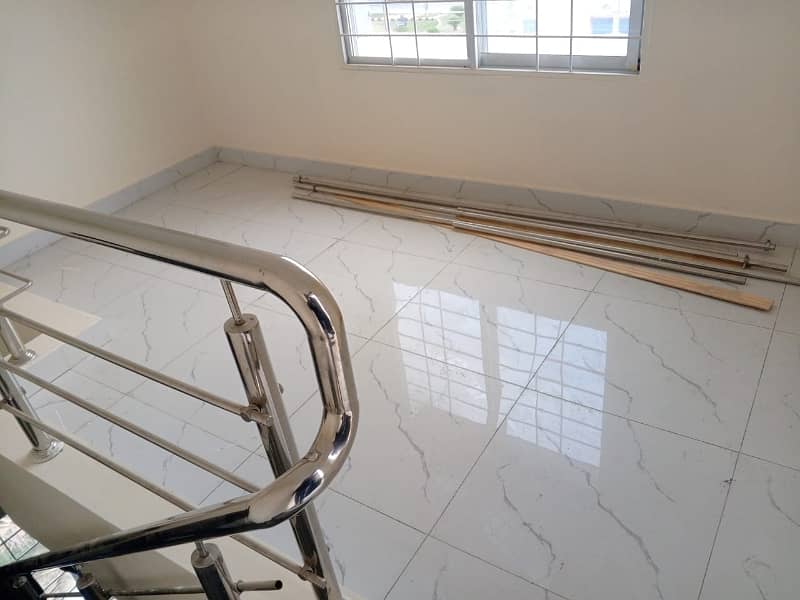 5 MARLA HOUSE FOR SALE IN DHA RAHBAR BLOCK F 2