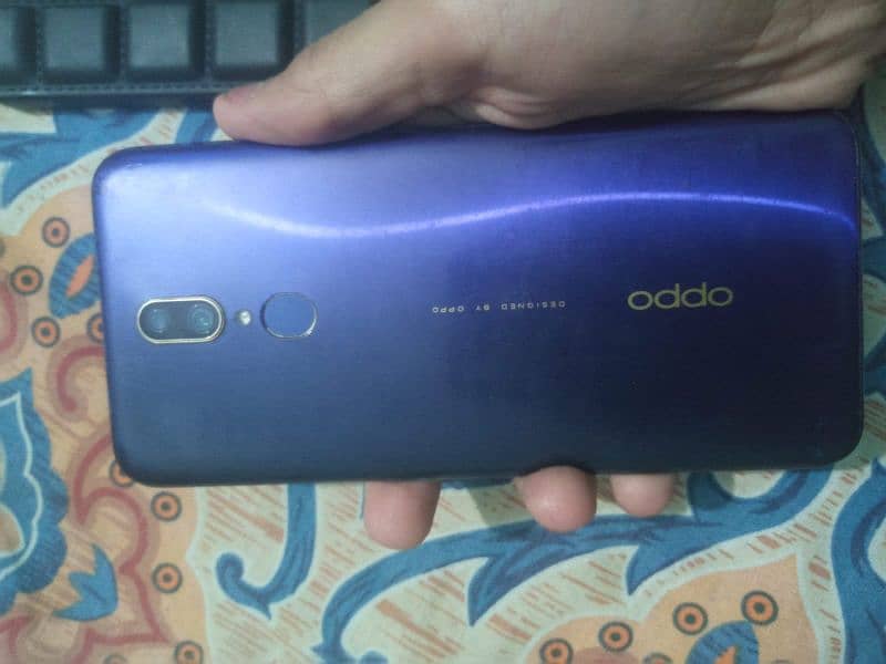 Oppo f11 0