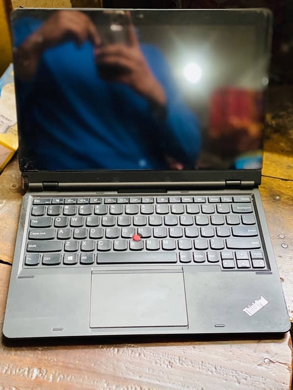 Lenovo i7 3rd generation touchscreen detachable 0