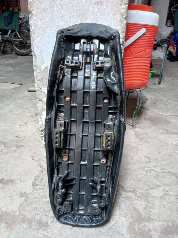 original Honda 70 2012 model all ok hai bas cover dalne Wala hai 3