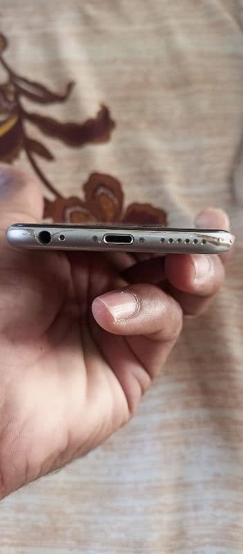 I phone 6s Good condition non PTA 3