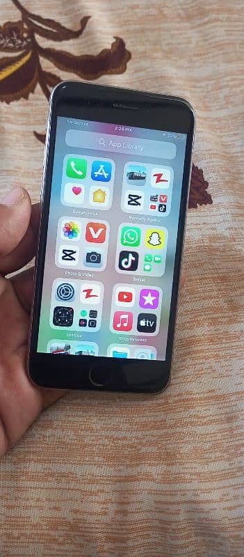 I phone 6s Good condition non PTA 7