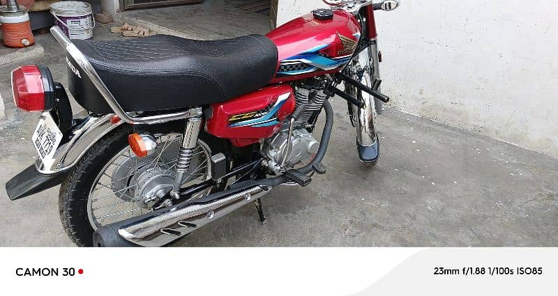 Honda 125 in new condition 2