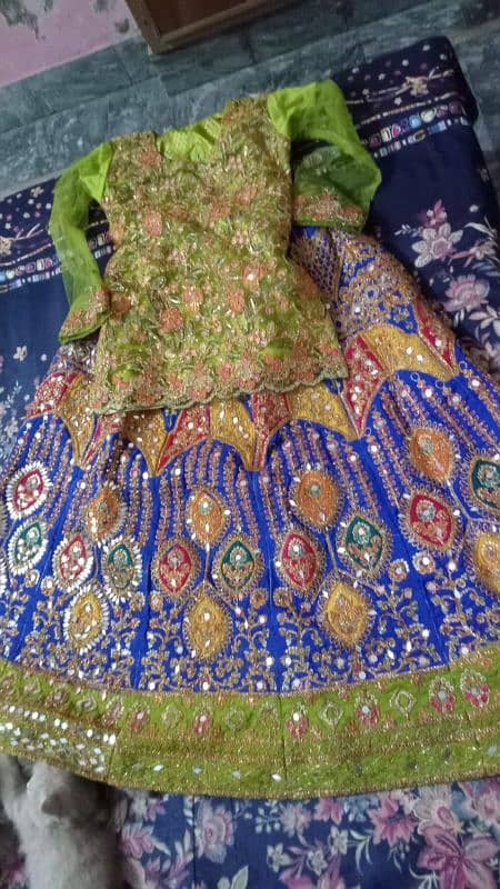 mehndi lehnga 1