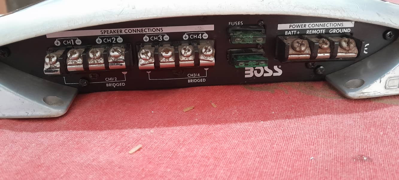 Boss cs800 1600watts 4 channel amplifier 2