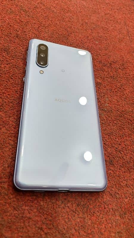 sharp Aquos zero 5g basic 1