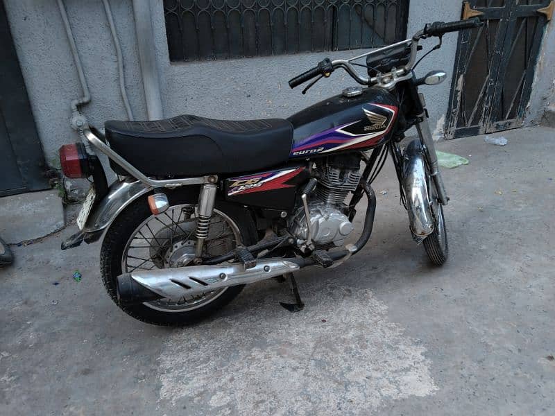 Honda 125 Black Color For Sale Used 0