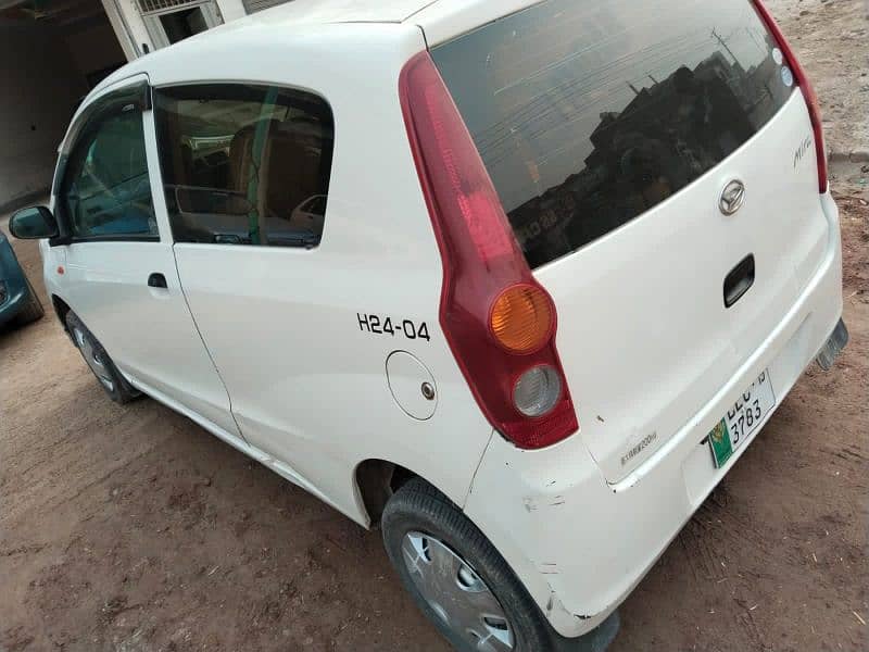 Daihatsu Mira 2015 6