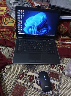 Dell latitude 7440 , Core i5, 4th generation, 8 GB Ram, 256 GB ssd