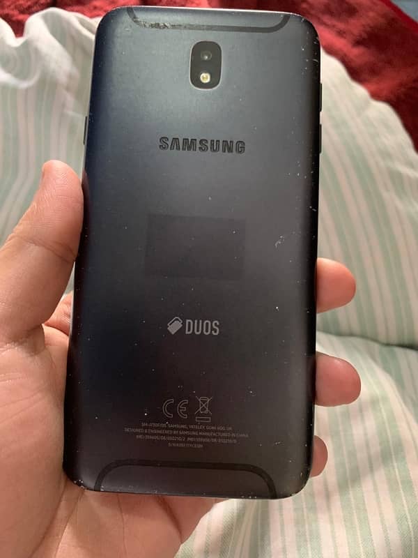 SAMSUNG J7 pro urgent sale 1