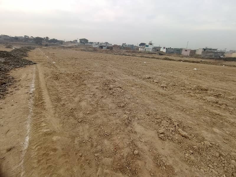 5 Marla Plot Available For Sale In Bank Colony Dhamyal Road 1