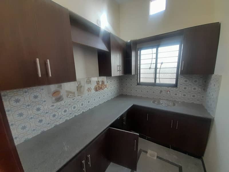 5 Marla Double Storey Available For Sale In Lalazar2 Dhamyal Road 27