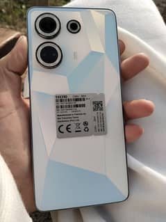 Techno Camon 20(8 GB Ram) (256 Memory)