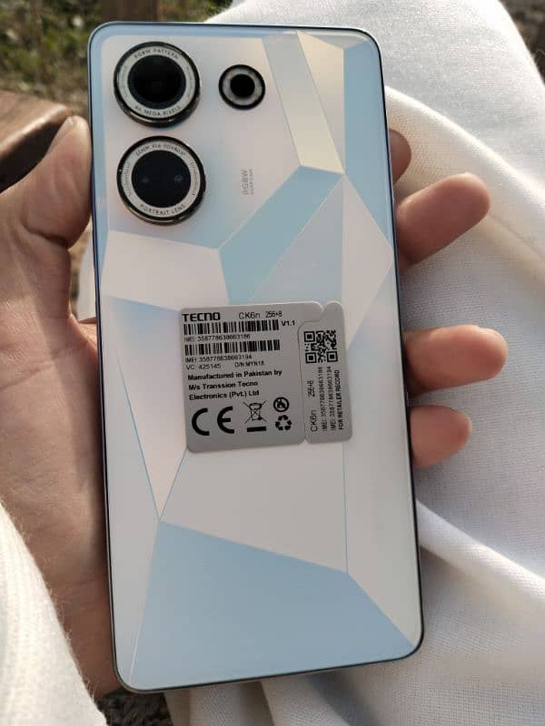 Techno Camon 20(8 GB Ram) (256 Memory) 0