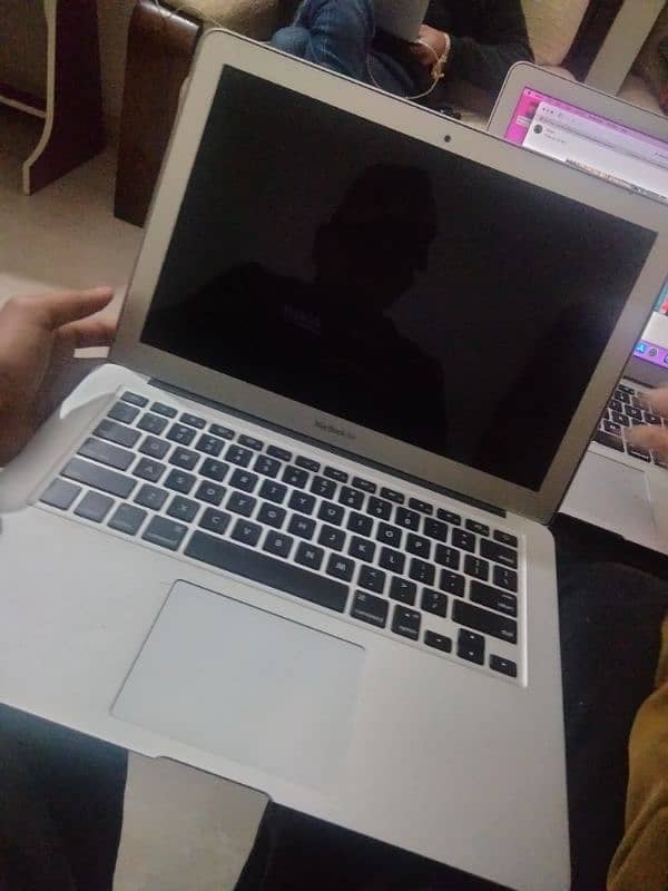 Apple MacBook air 2017 1