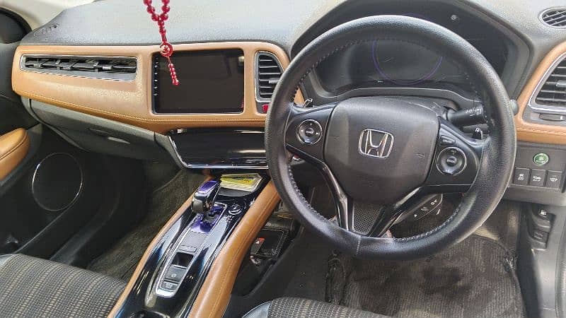 Honda Vezel 2015 6