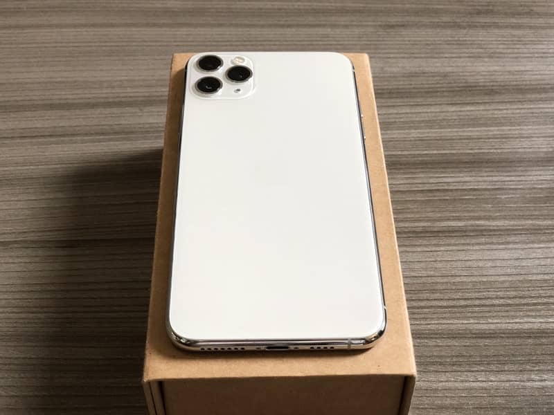 IPhone 11 Pro 10/10 Condition 256 GB Dual PTA Approved. 1