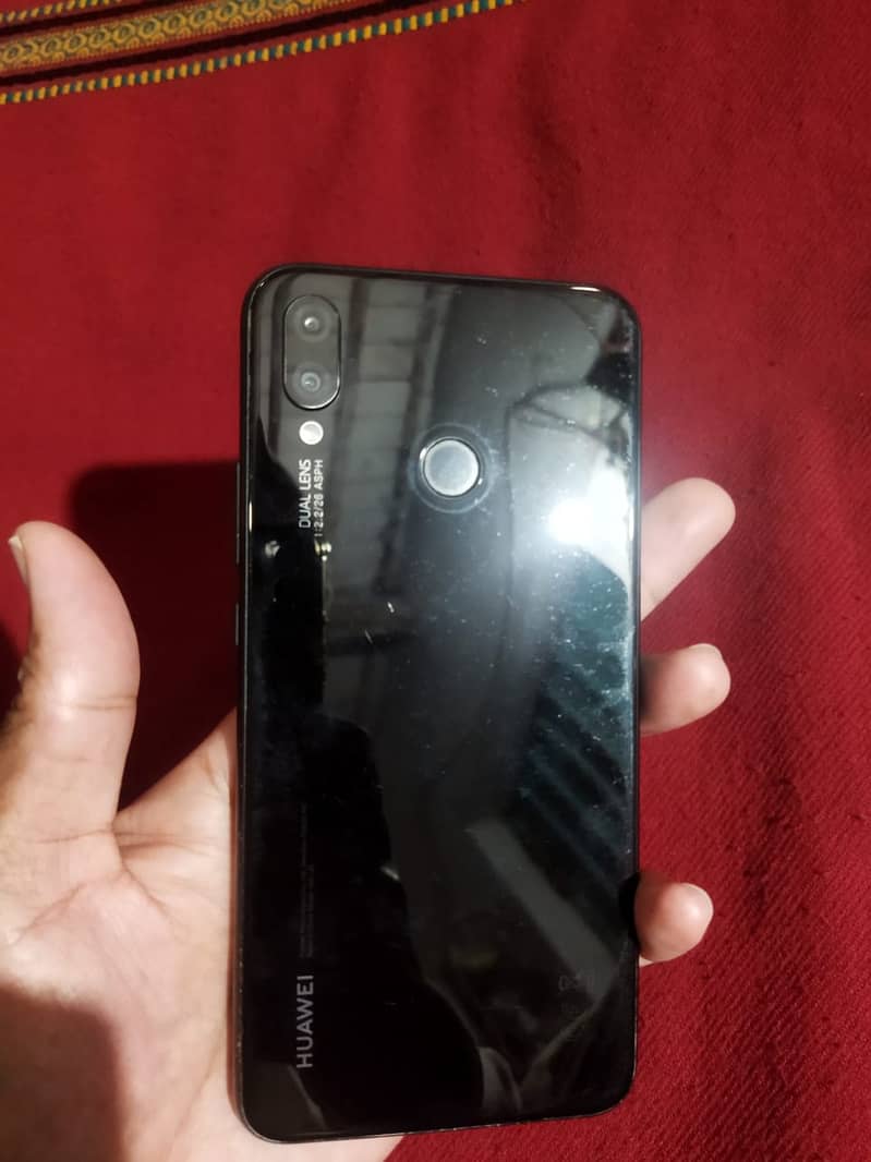 Huawei Nova 3i 2