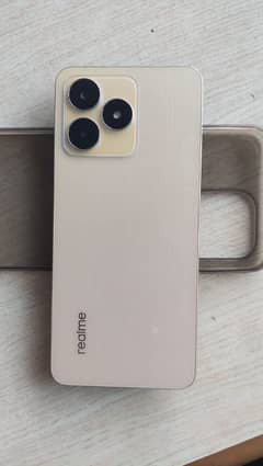 Realme C53 6.128 Gold color