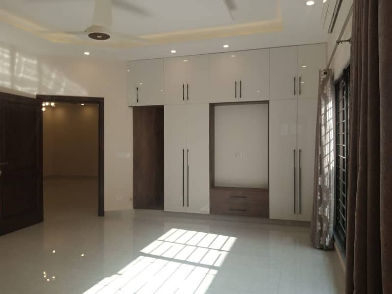 Brand New Upper Portion 3Bed Separate Gate For Foreigners And Diplomats 8